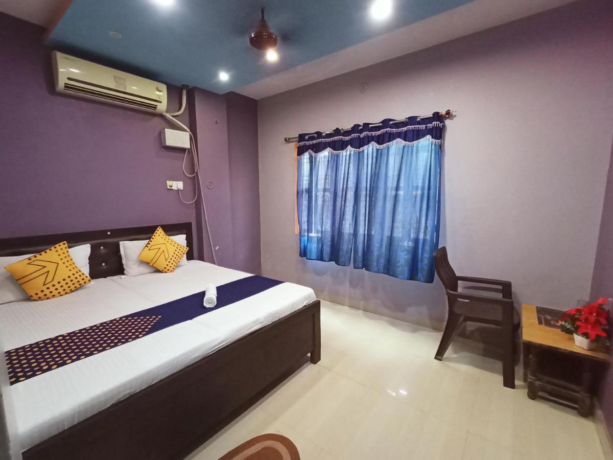 Hotel Aakash Ganga Varanasi Exterior photo
